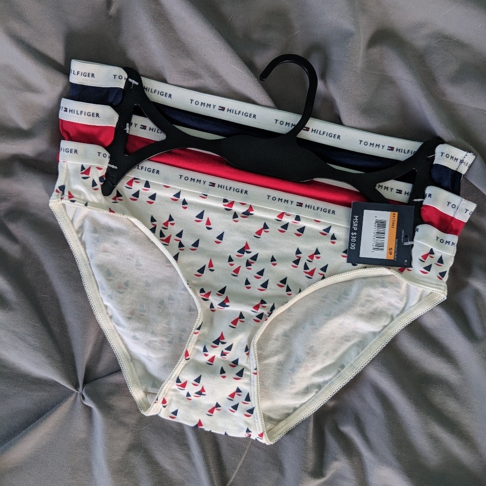 ❤️ Tommy Hilfiger Bikini Set ❤️ - Picture 2 of 4